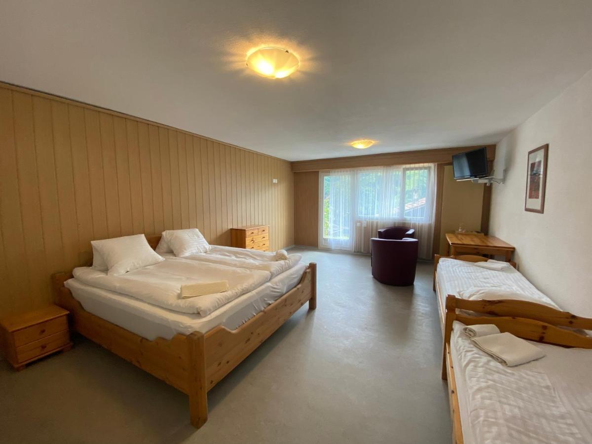 Sky Rooms, Mountainous View Saas im Prattigau Exterior foto